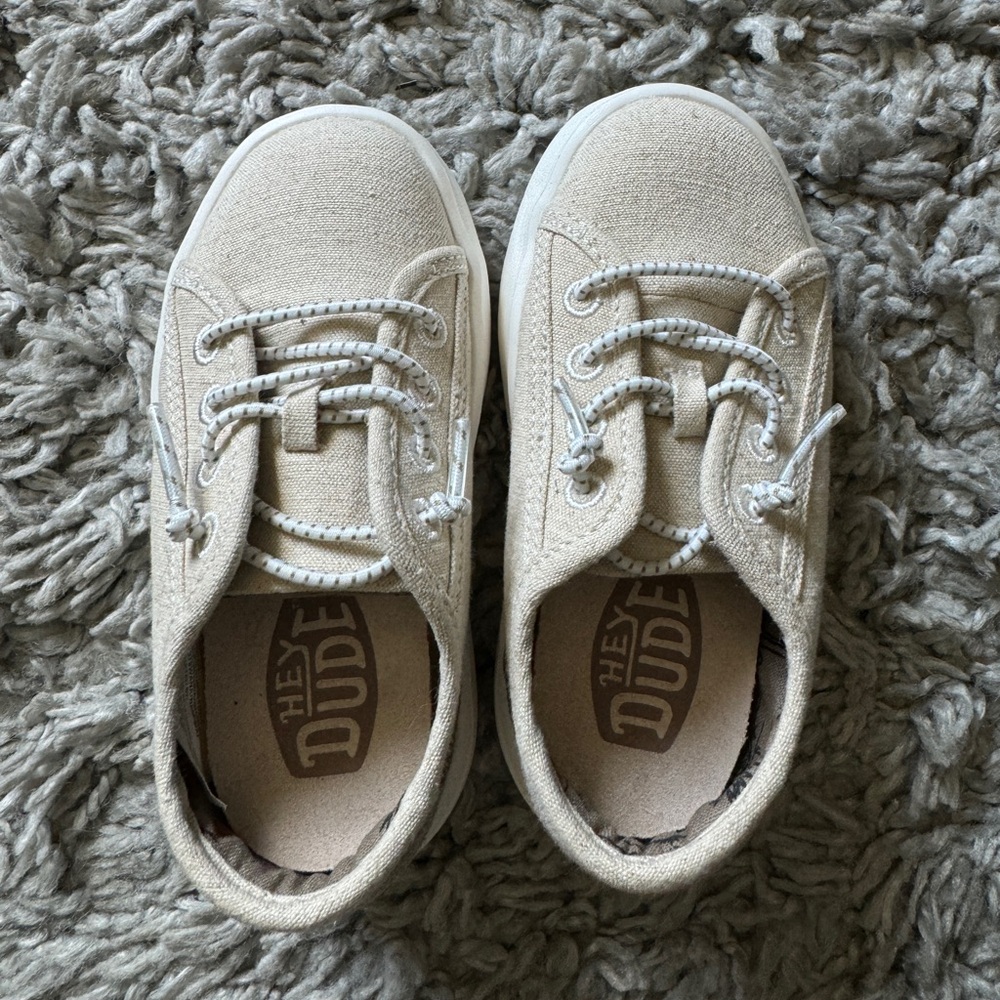 Hey Dude (toddler size 8)